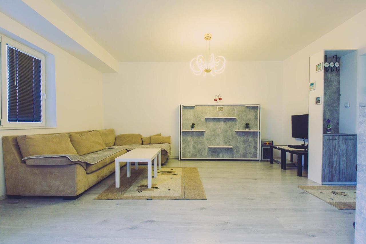 Hristovi Apartments Skopje Exterior foto